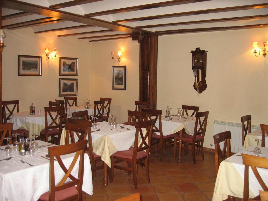 Apartamentos El Pajar Del Abuelo Пералехос-де-лас-Тручас Экстерьер фото