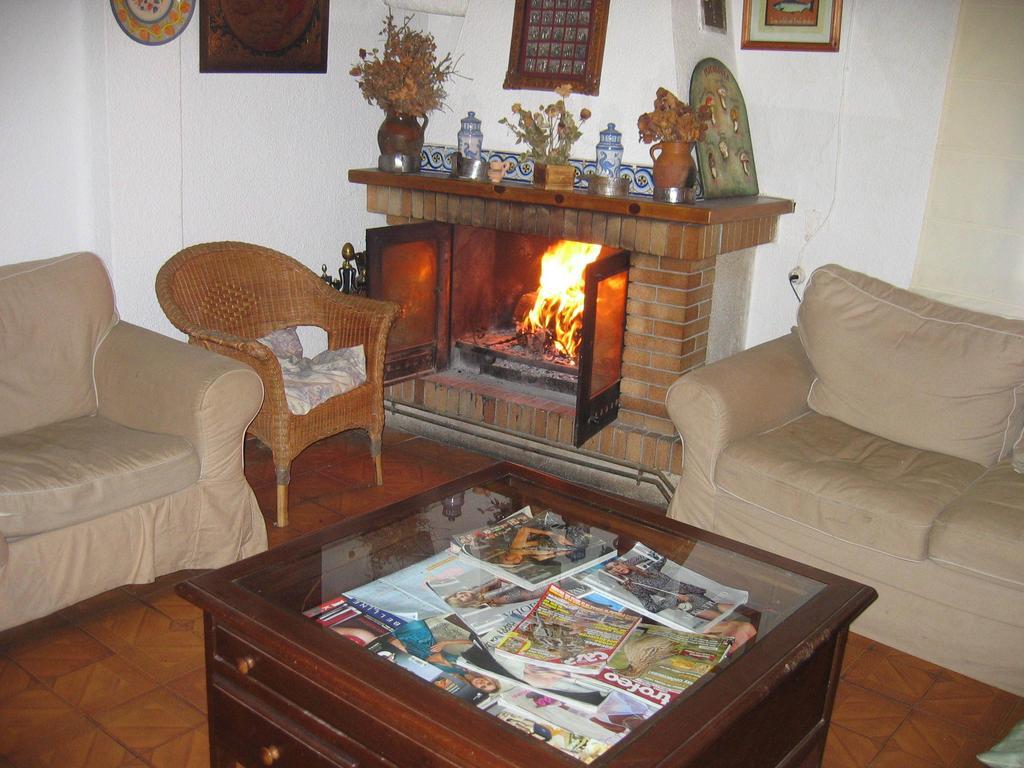 Apartamentos El Pajar Del Abuelo Пералехос-де-лас-Тручас Экстерьер фото